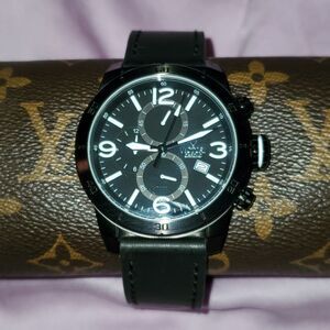 Victory Instruments V-Nomad Chronograph Black/White Leather Men's Casual‎ Watch